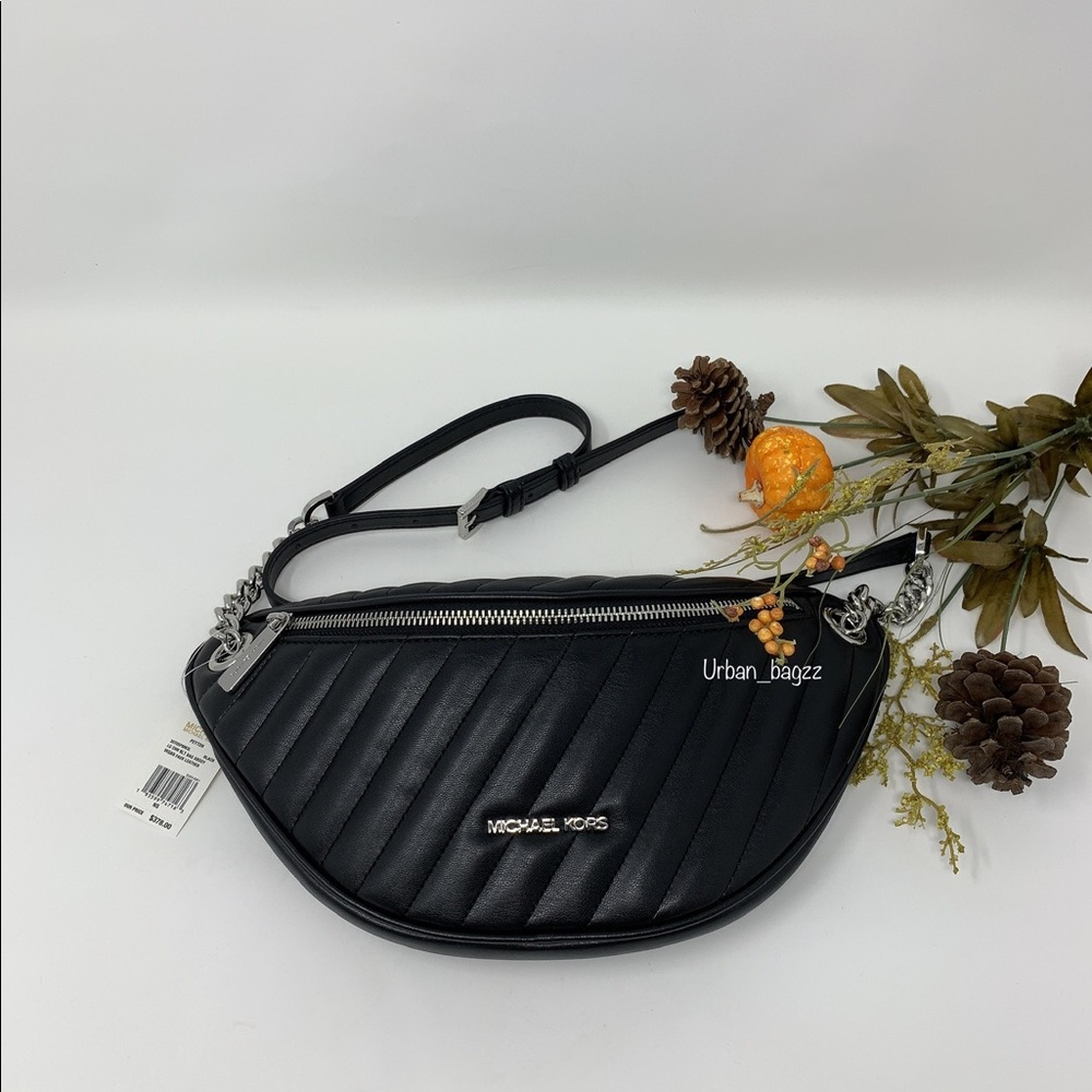 Michael Kors Peyton Large Chain Belt Bag - Picture 3 of 8